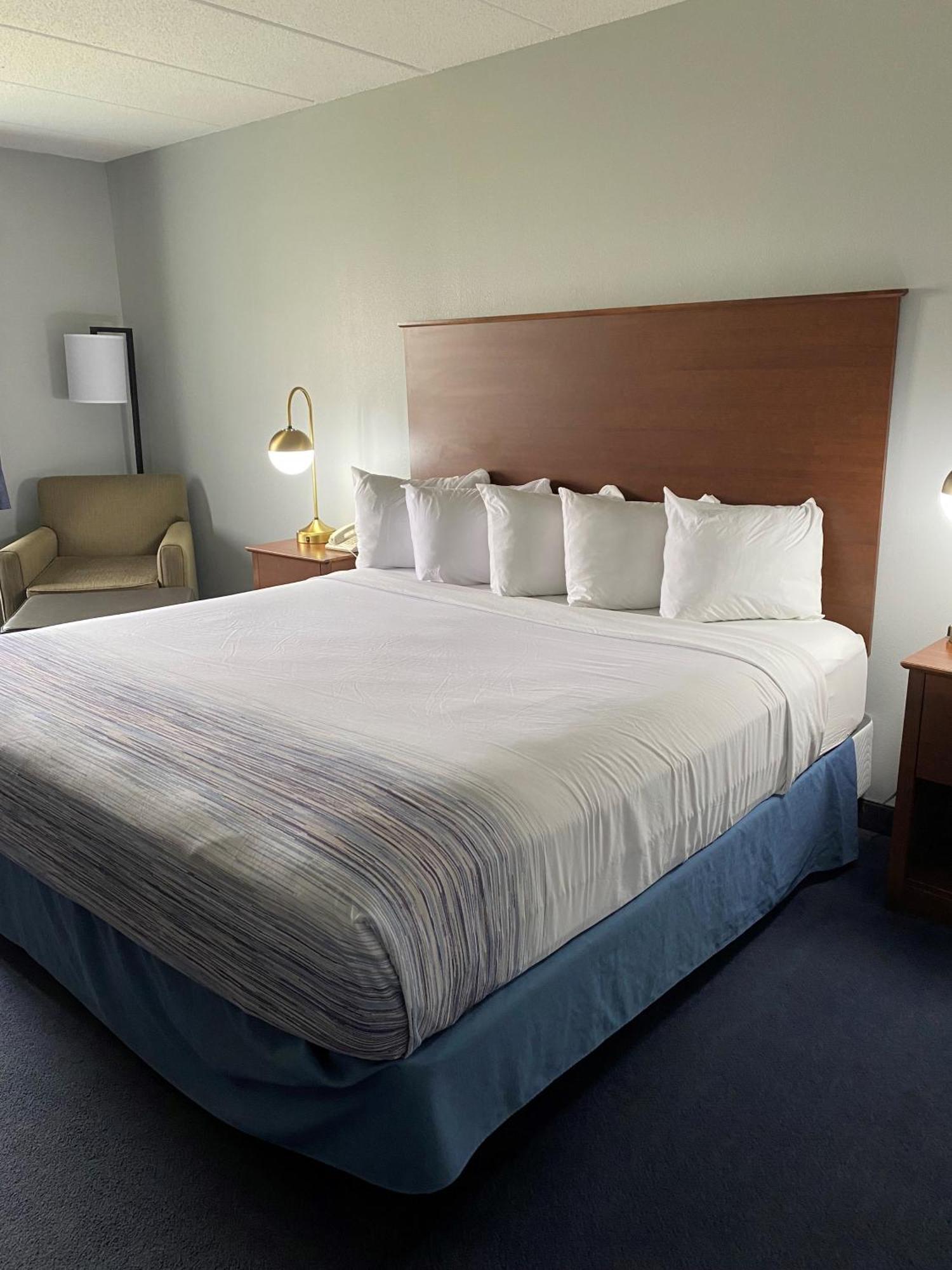 Americinn By Wyndham Webster City Dış mekan fotoğraf